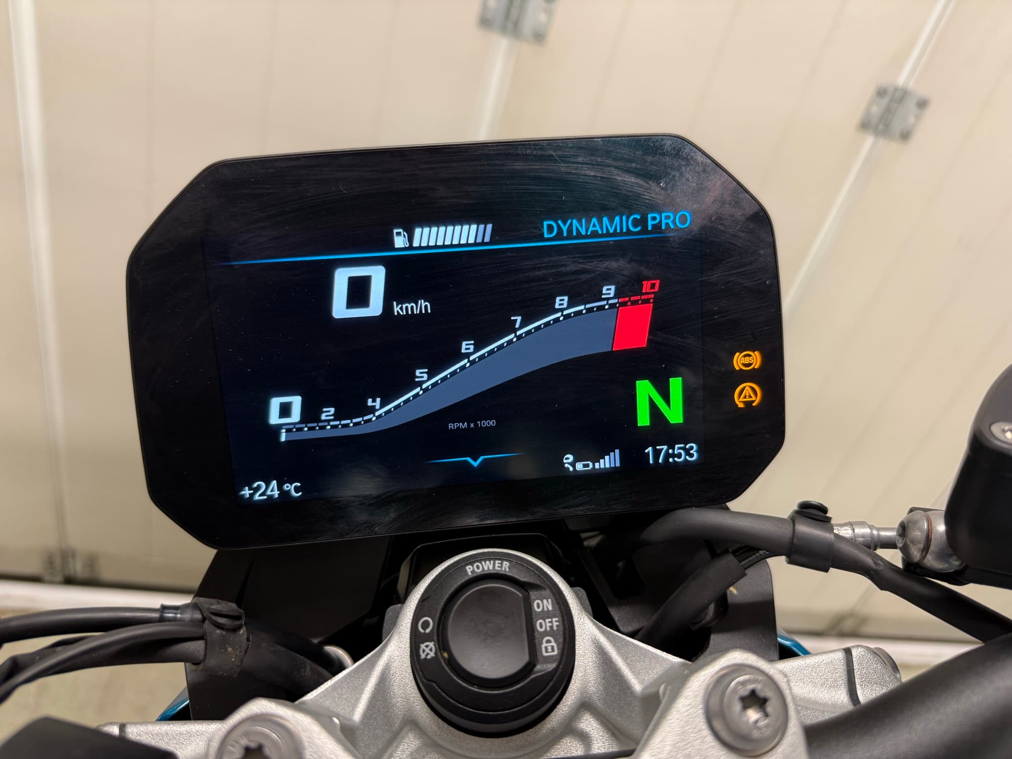 BMW F 900 R (2025), fotka 9